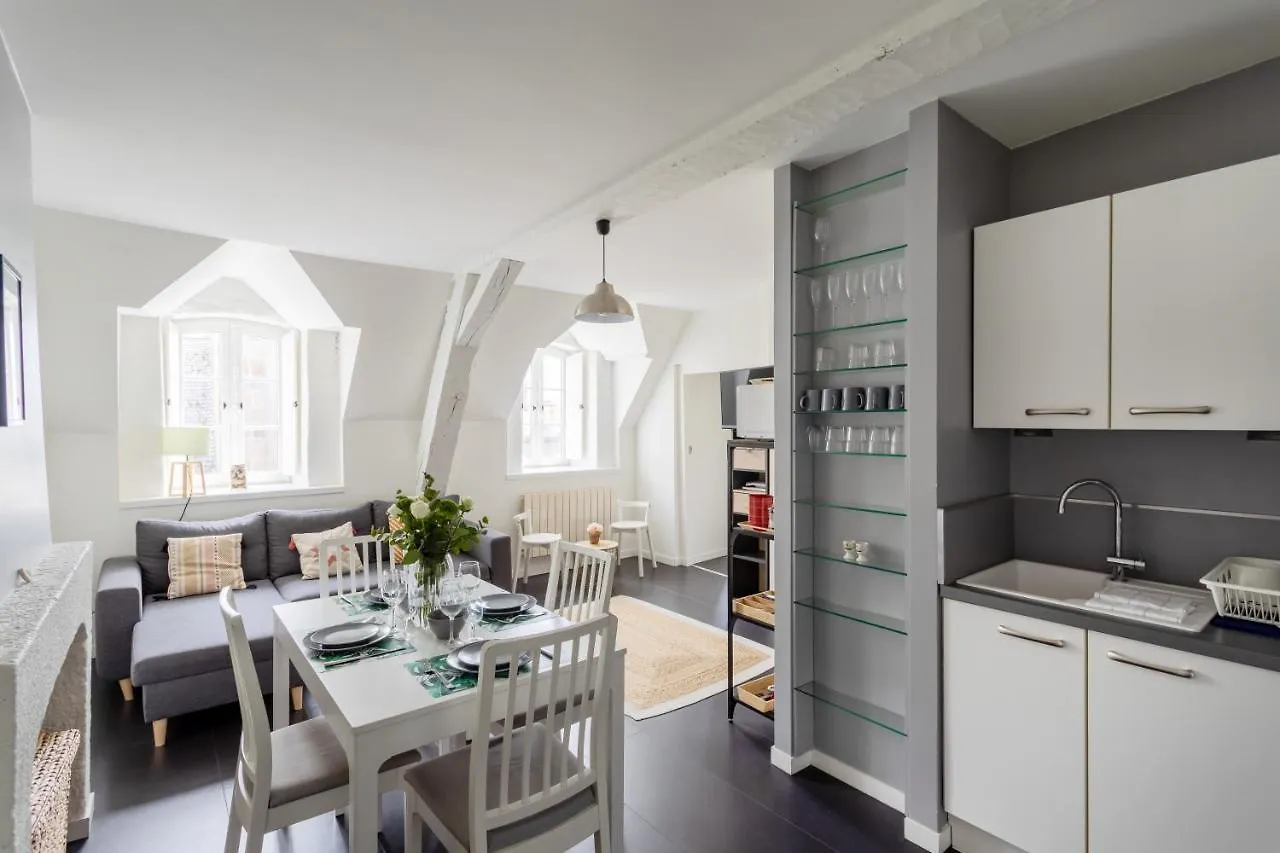 Apartment L'Armateur - Appartement Intramuros - Plage - St Malo Saint-Malo France